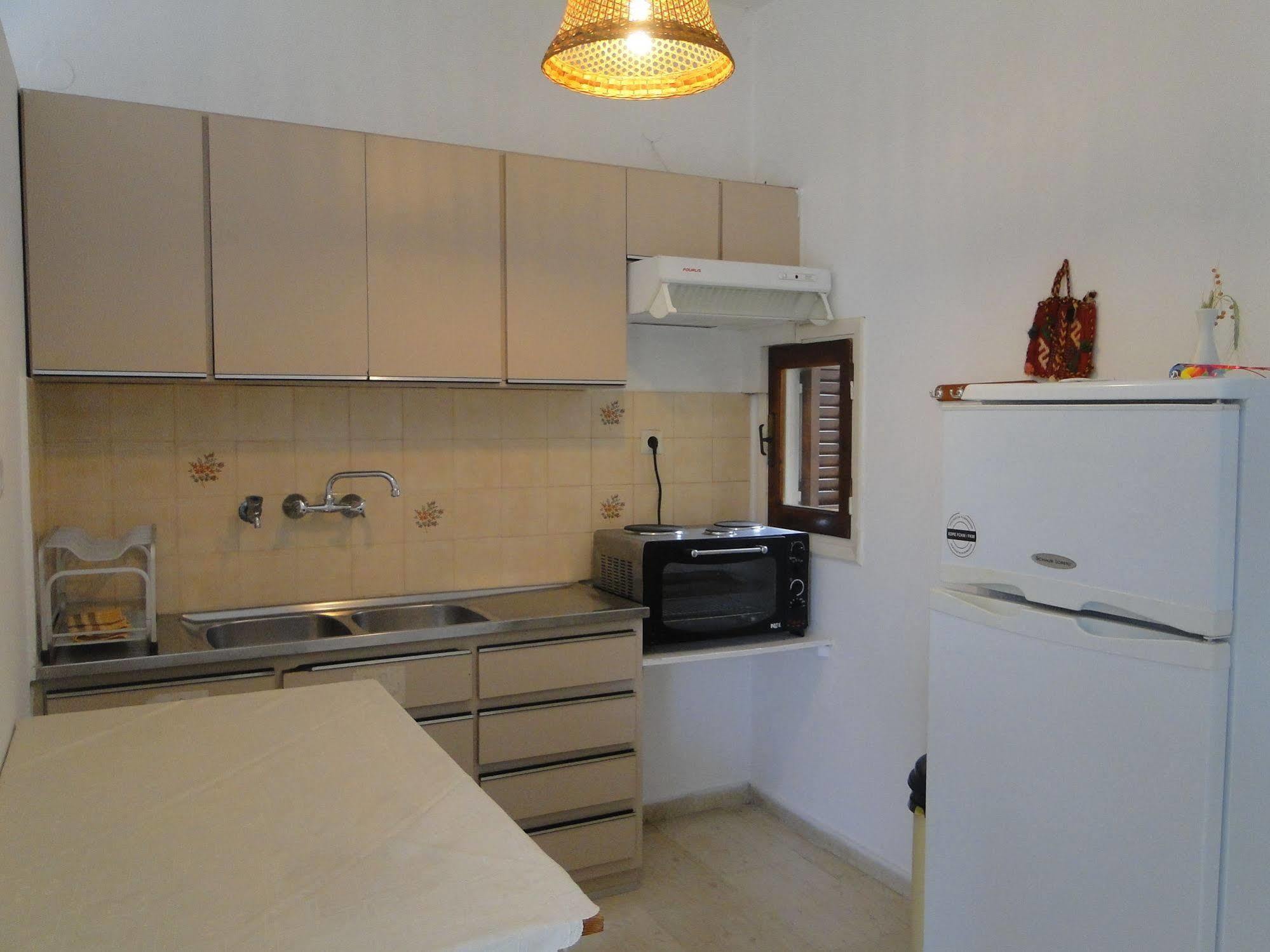 Paradise Inn Milatos Luaran gambar